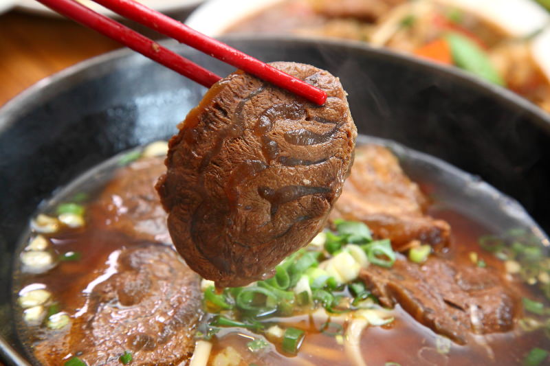 苗栗全牛料理,苗栗餐廳,苗栗美食,邀稿,頭份田新牛家庄,苗栗牛肉料理