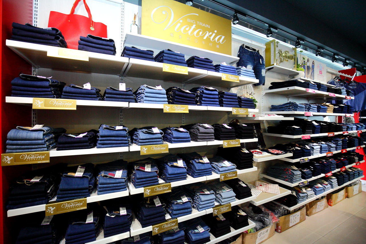 苗栗OUTLET,尚順購物中心,牛仔工坊-頭份店,頭份特賣會,苗栗特賣會,苗栗牛仔褲特賣,苗栗必逛,苗栗尚順OUTLET