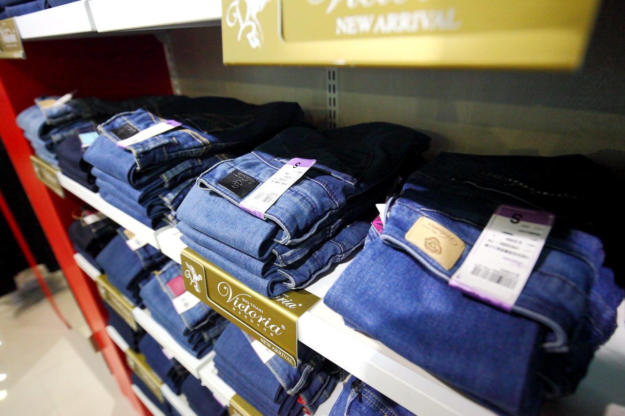 苗栗OUTLET,尚順購物中心,牛仔工坊-頭份店,頭份特賣會,苗栗特賣會,苗栗牛仔褲特賣,苗栗必逛,苗栗尚順OUTLET