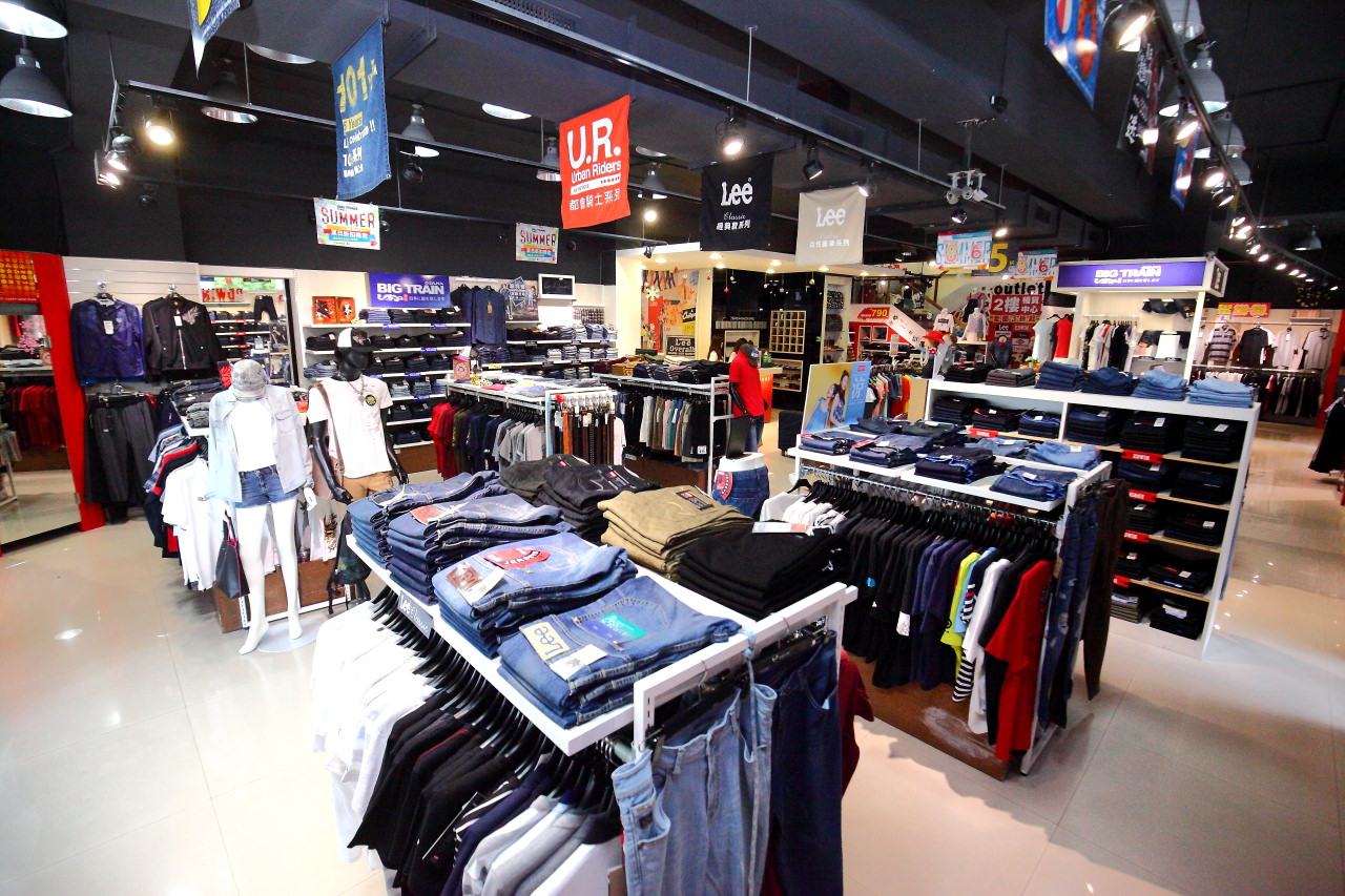 苗栗OUTLET,尚順購物中心,牛仔工坊-頭份店,頭份特賣會,苗栗特賣會,苗栗牛仔褲特賣,苗栗必逛,苗栗尚順OUTLET