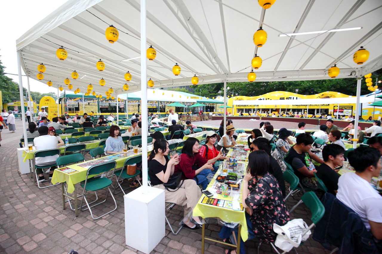 北海道旅遊推薦,札幌啤酒祭,北海道啤酒祭,夏天北海道,雄獅旅遊,大通公園啤酒季