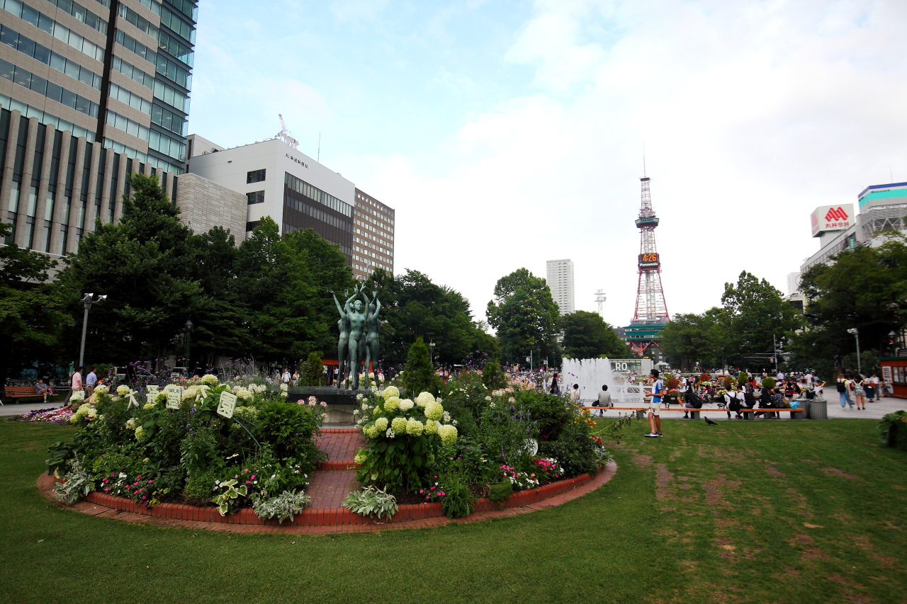 大通公園,大通公園烤玉米,北海道旅遊,札幌旅遊,札幌景點,札幌電視台