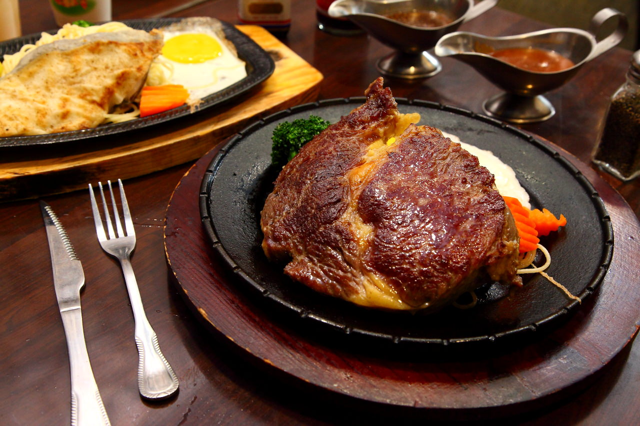 台北牛排館,台北牛排,永康街平價牛排,台北平價牛排,台北比臉大牛排,邀約,永康街牛排館