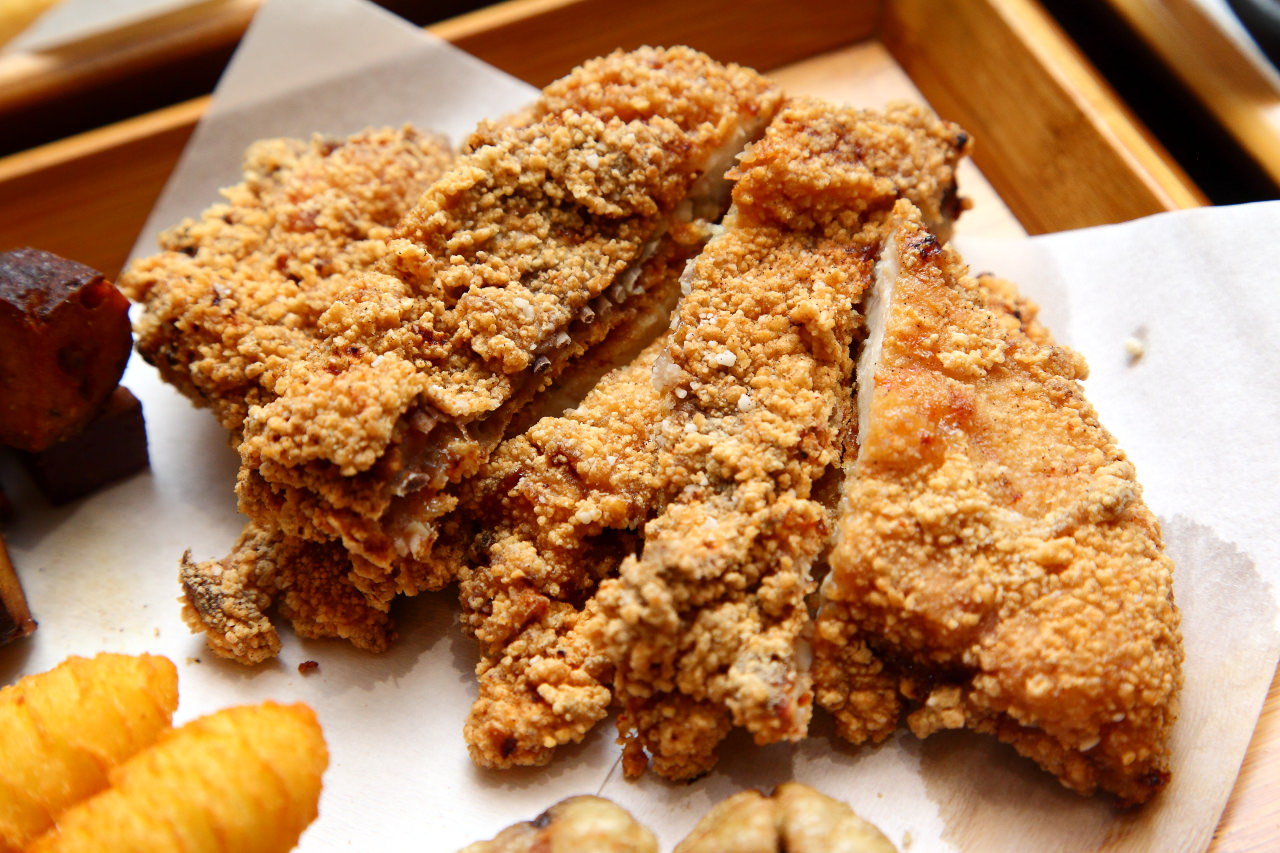 台北美食,邀稿,三重美食,三重炸物,三重鹽酥雞,新北鹽酥雞,三重國小美食