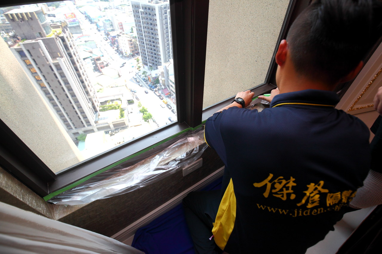 桃園隔熱膜,桃園隔熱紙,南崁隔熱紙,南崁隔熱膜,桃園汽車隔熱膜,南崁汽車隔熱紙,傑登汽車大樓隔熱紙,傑登汽車隔熱紙,傑登大樓隔熱紙