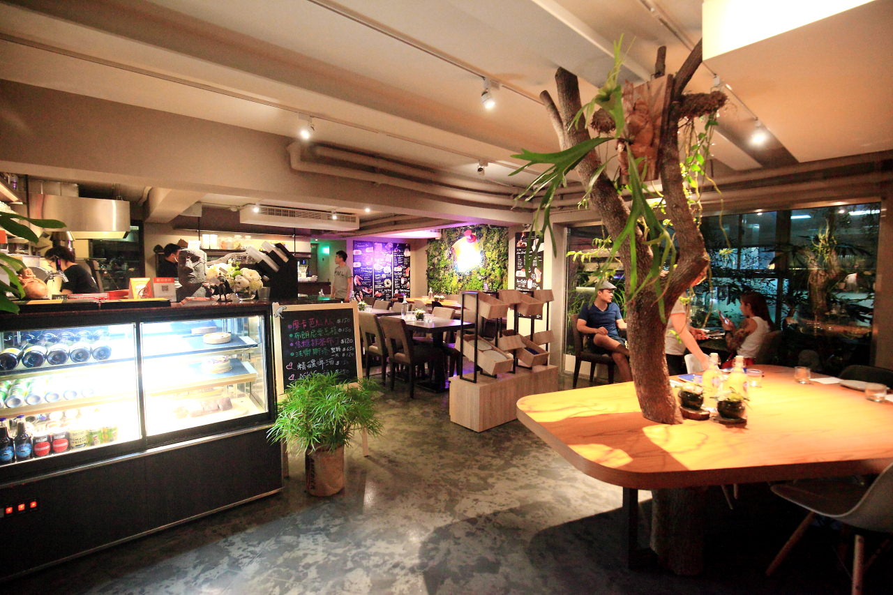 台北美食,中山美食,捷運美食,晴光商圈美食,棧 F.M.L Cafe,棧F.M.L Café花苑拿鐵