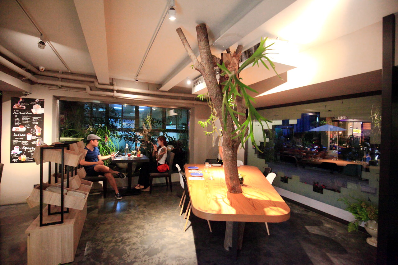 台北美食,中山美食,捷運美食,晴光商圈美食,棧 F.M.L Cafe,棧F.M.L Café花苑拿鐵