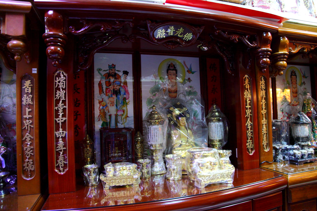 龍山寺,青山宮,西園路,艋舺商圈,萬華商圈,台北佛具街,佛具街