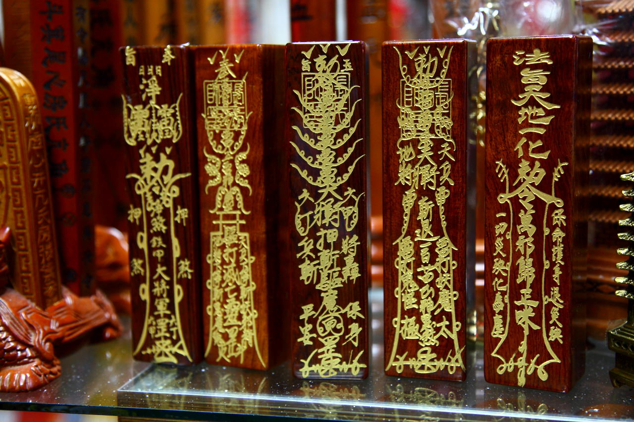 龍山寺,青山宮,西園路,艋舺商圈,萬華商圈,台北佛具街,佛具街