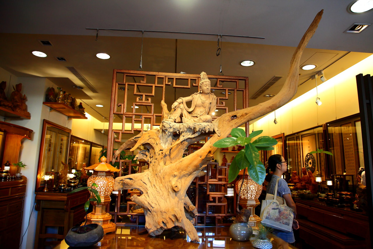 龍山寺,青山宮,西園路,艋舺商圈,萬華商圈,台北佛具街,佛具街
