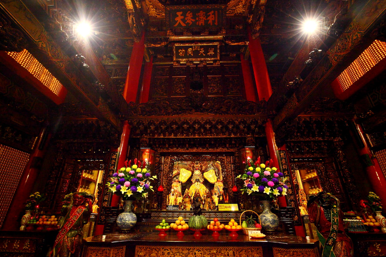 龍山寺,青山宮,西園路,艋舺商圈,萬華商圈,台北佛具街,佛具街