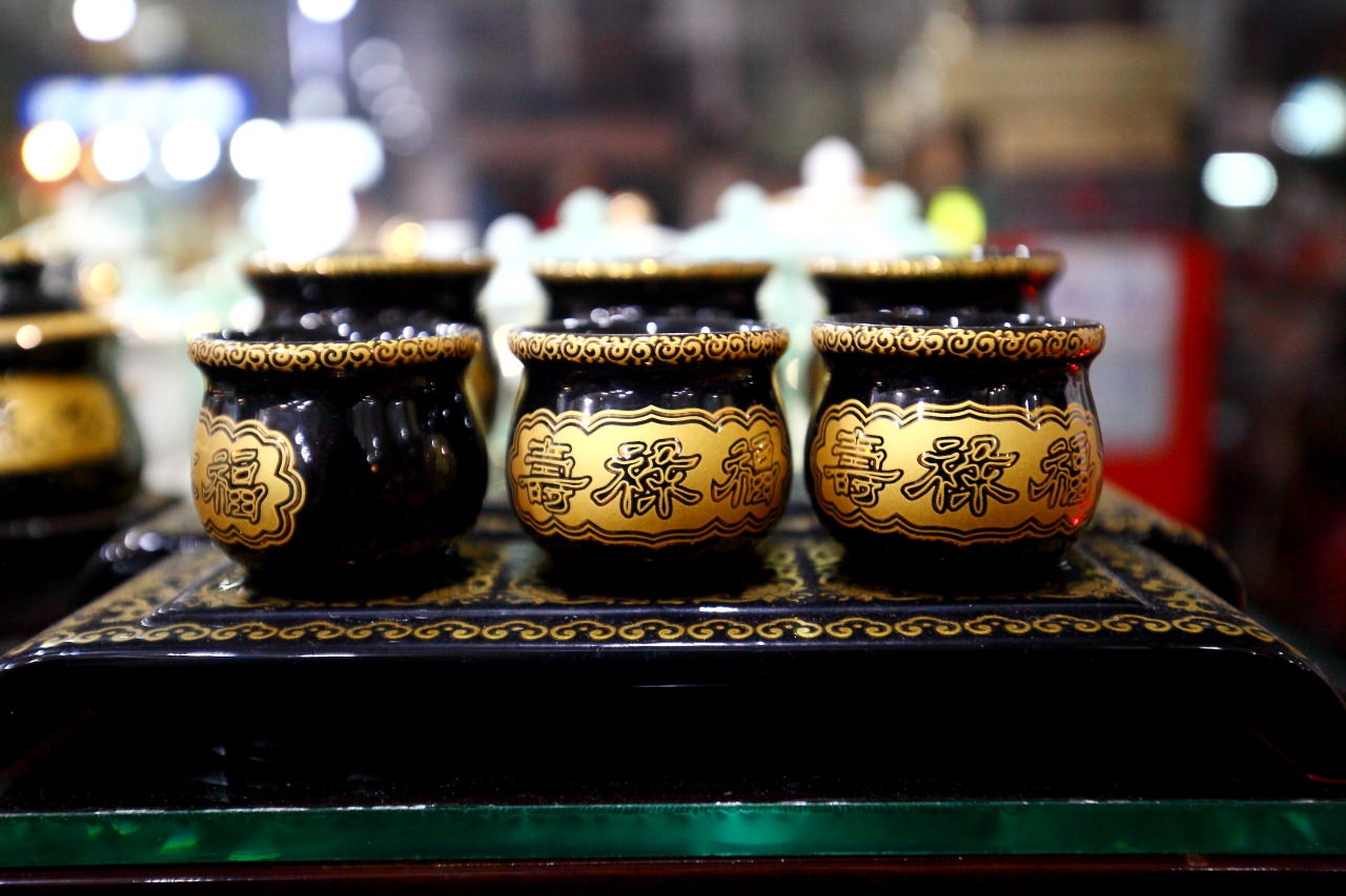 龍山寺,青山宮,西園路,艋舺商圈,萬華商圈,台北佛具街,佛具街