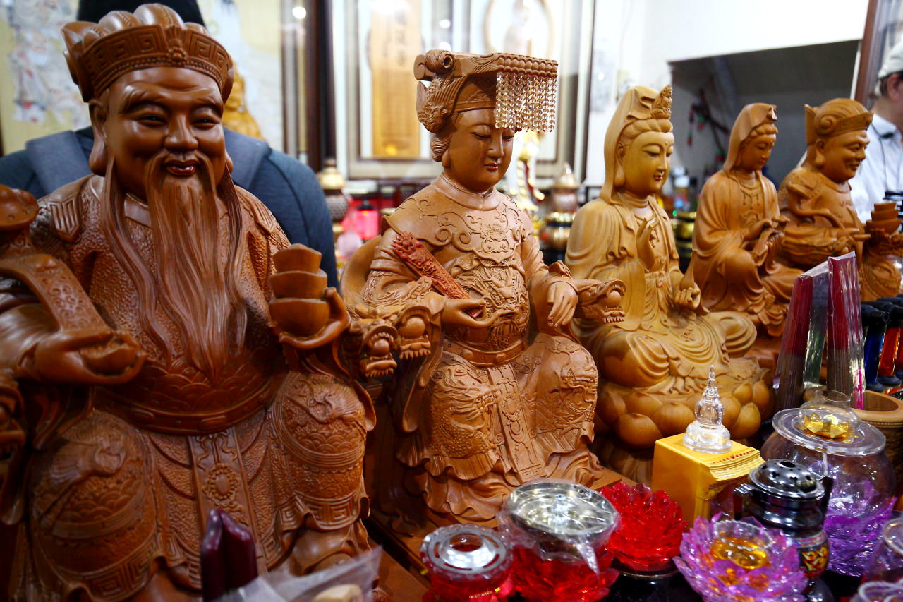 龍山寺,青山宮,西園路,艋舺商圈,萬華商圈,台北佛具街,佛具街