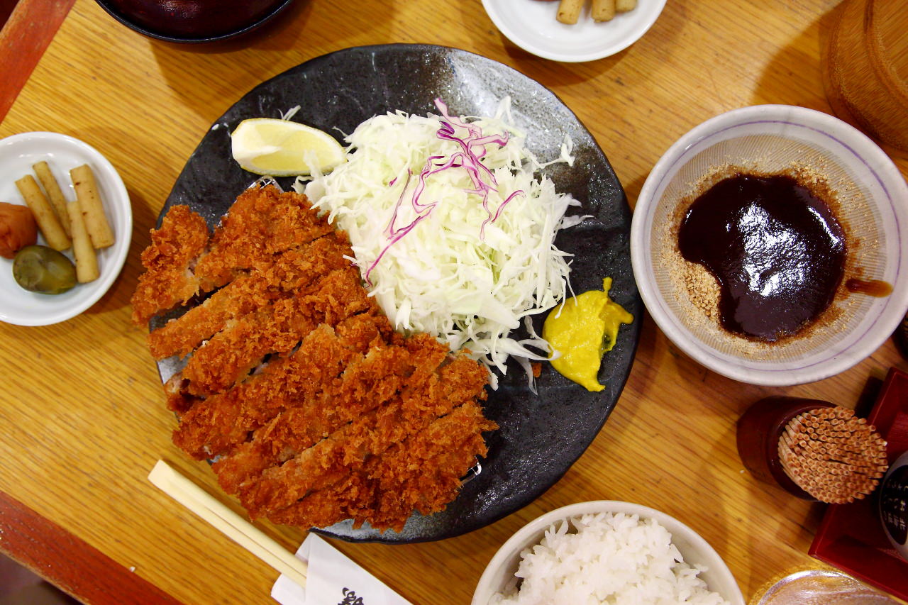 北海道美食,北海道炸豬排,北海道豬排,札幌豬排,拉麵共和國豬排,札幌とんかつ玉藤,札幌とんかつ玉藤豬排