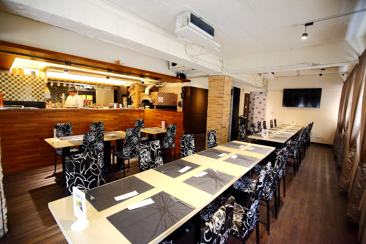 Milano Pizzeria義大利米蘭手工窯烤披薩-台北中山店,Milano Pizzeria義大利米蘭手工窯烤披薩,義大利米蘭手工窯烤披薩-台北中山店,冰披薩,月餅披薩,中山區美食,捷運美食