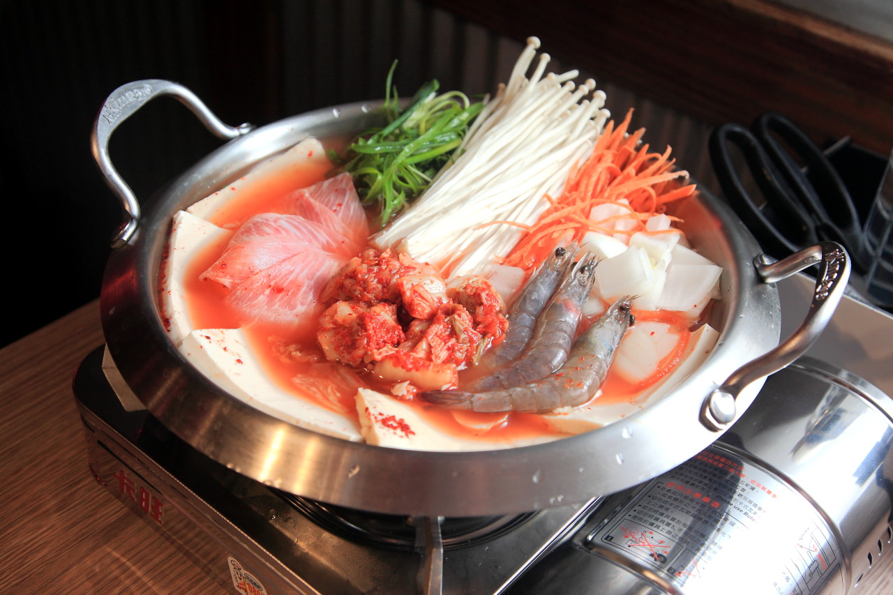 台中美食,公益路美食,公益路燒烤,台中公益路美食,台中燒烤,台中韓式燒烤,公益路韓式燒烤,五花肉 . KR mini韓國烤肉BBQ台中店,韓式燒烤吃到飽