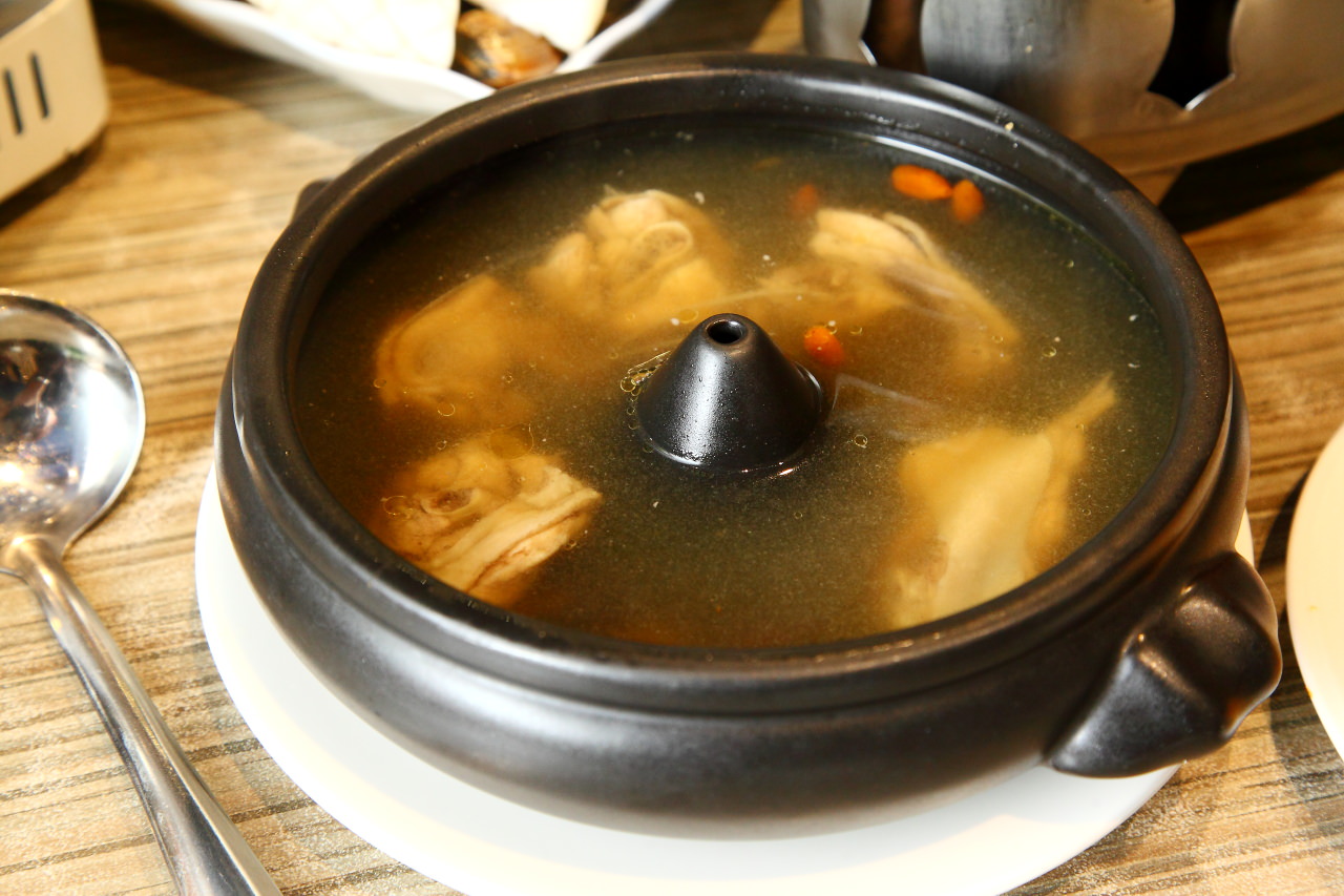 板橋泰式料理,台北泰式料理,新北耶誕城,板橋耶誕城,白象泰國料理-板橋重慶店,白象泰國料理板橋,板橋白象泰國料理