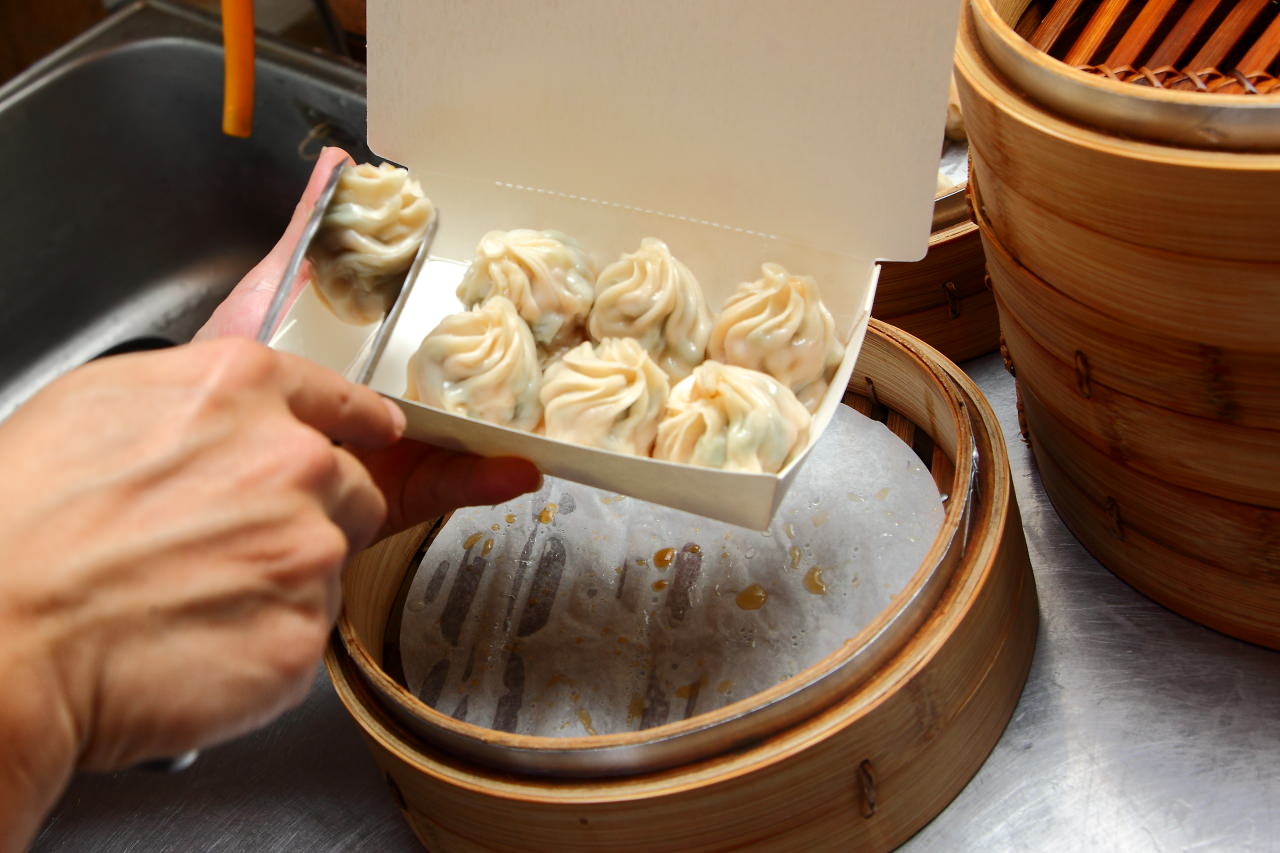 中壢美食,邀稿,桃園美食,龍岡美食,中壢湯包,忠貞市場湯包,龍岡湯包