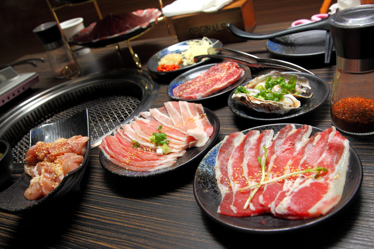 頭份燒肉,頭份燒肉吃到飽,頭份火鍋,尚順育樂世界火鍋,尚順育樂世界燒肉,苗栗燒烤,苗栗燒肉吃到飽