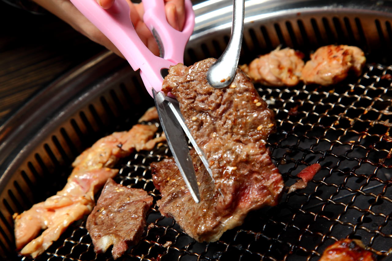 頭份燒肉,頭份燒肉吃到飽,頭份火鍋,尚順育樂世界火鍋,尚順育樂世界燒肉,苗栗燒烤,苗栗燒肉吃到飽