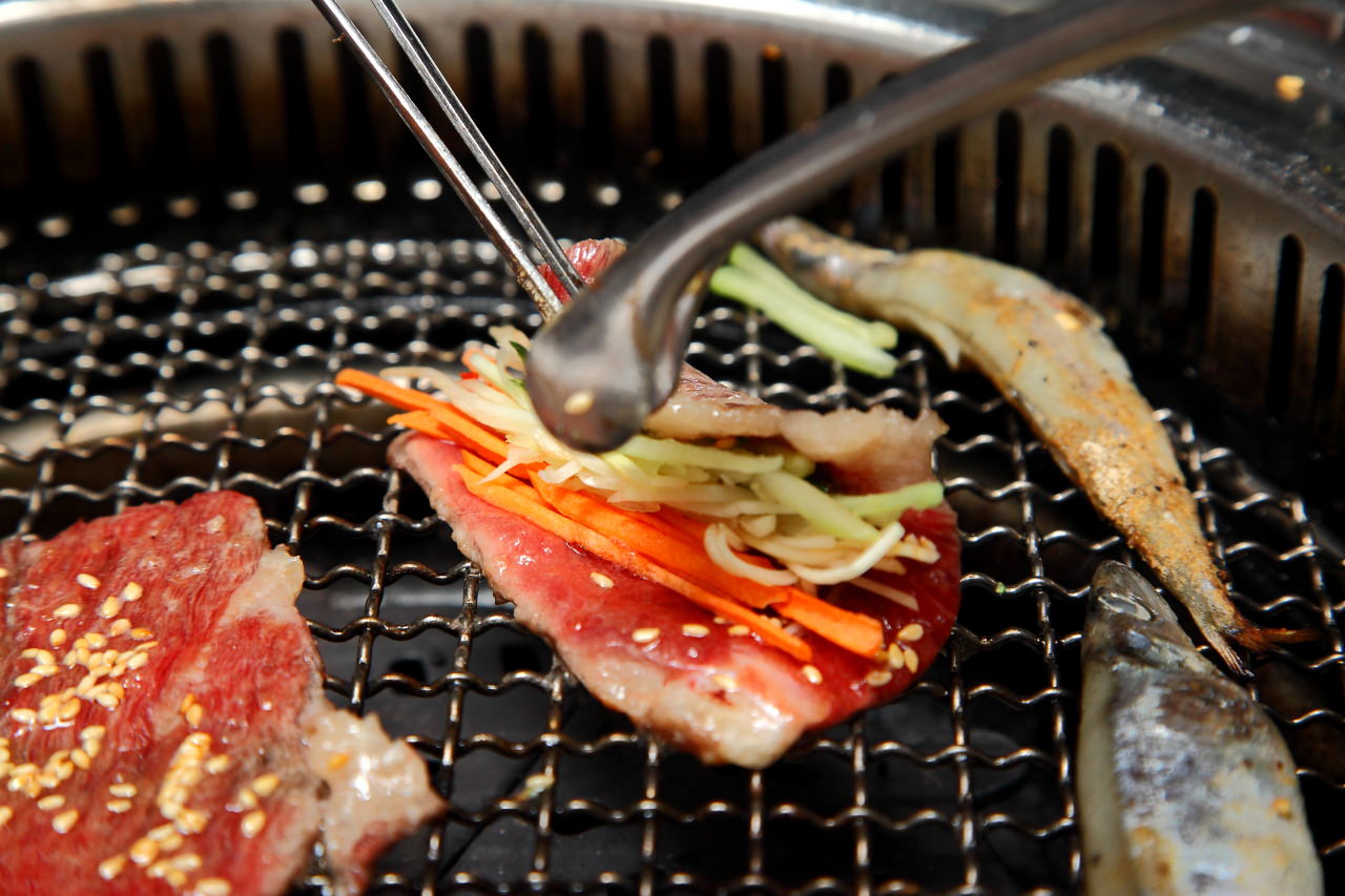 頭份燒肉,頭份燒肉吃到飽,頭份火鍋,尚順育樂世界火鍋,尚順育樂世界燒肉,苗栗燒烤,苗栗燒肉吃到飽