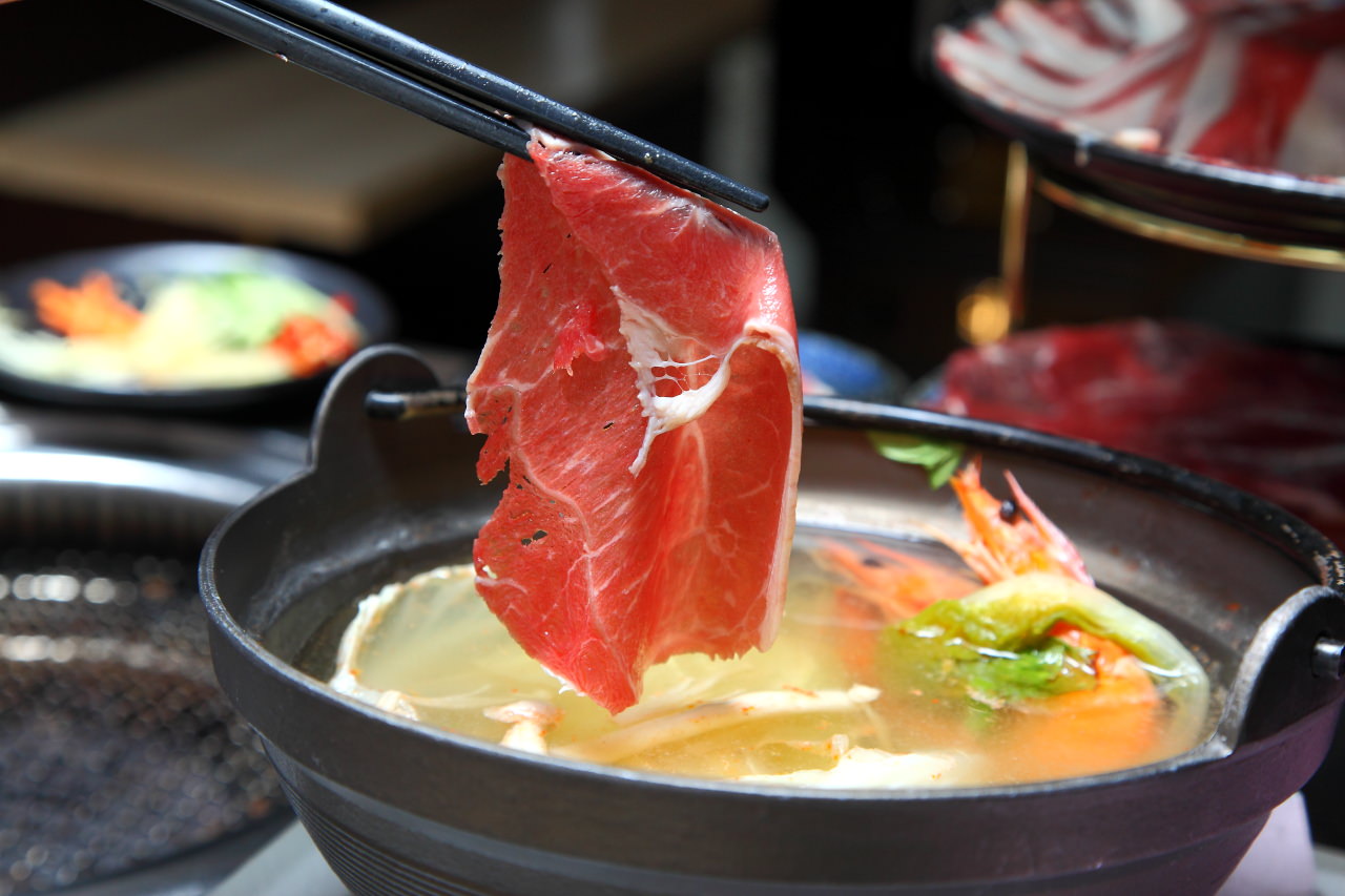 頭份燒肉,頭份燒肉吃到飽,頭份火鍋,尚順育樂世界火鍋,尚順育樂世界燒肉,苗栗燒烤,苗栗燒肉吃到飽