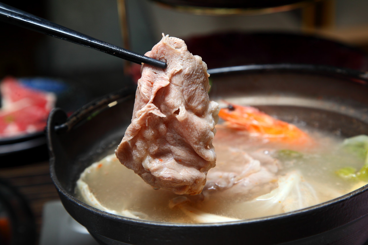 頭份燒肉,頭份燒肉吃到飽,頭份火鍋,尚順育樂世界火鍋,尚順育樂世界燒肉,苗栗燒烤,苗栗燒肉吃到飽