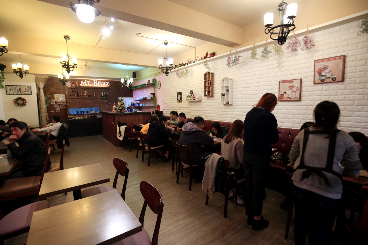 邀稿,捷運美食,板橋美食,江子翠美食,捷運江子翠站美食,板橋異國料理,老布廚房,Mr. Bruce老布廚房