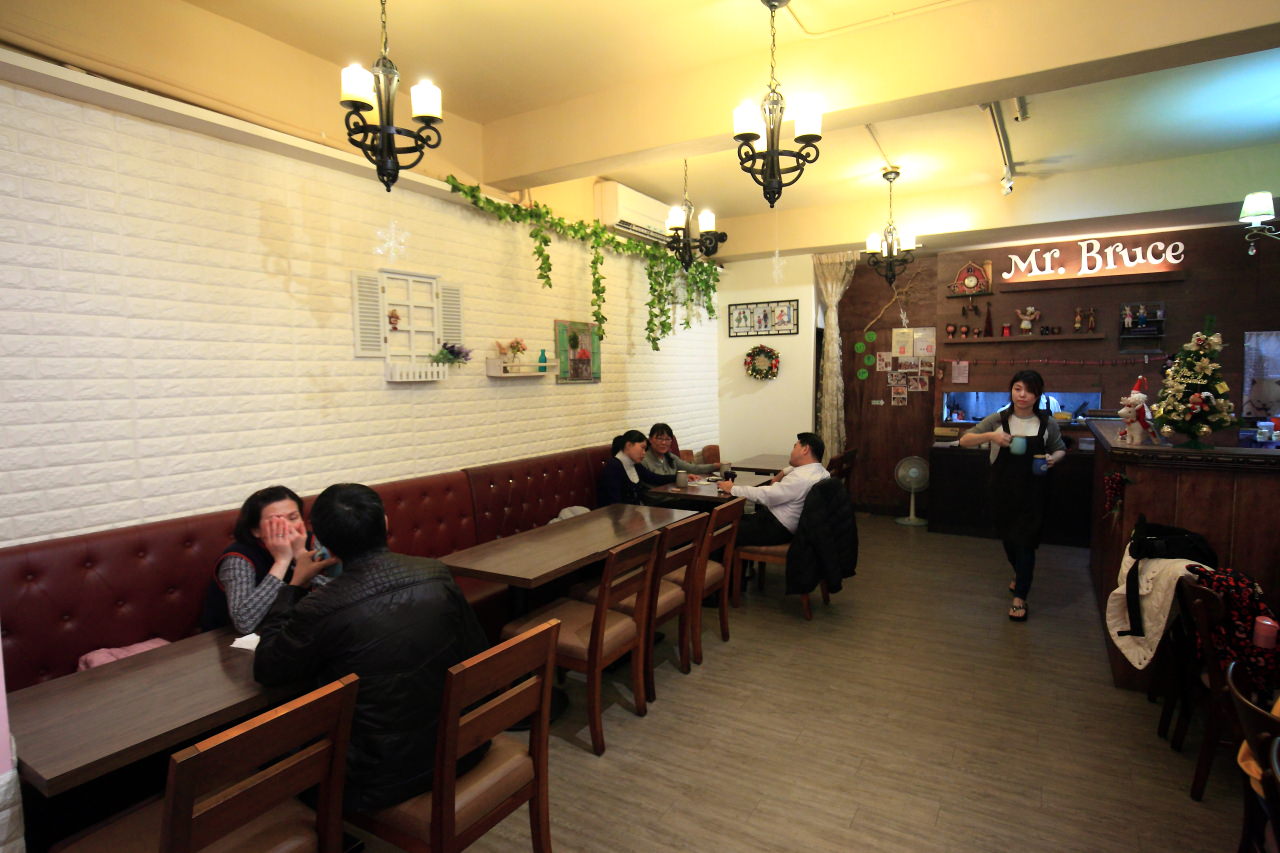 邀稿,捷運美食,板橋美食,江子翠美食,捷運江子翠站美食,板橋異國料理,老布廚房,Mr. Bruce老布廚房