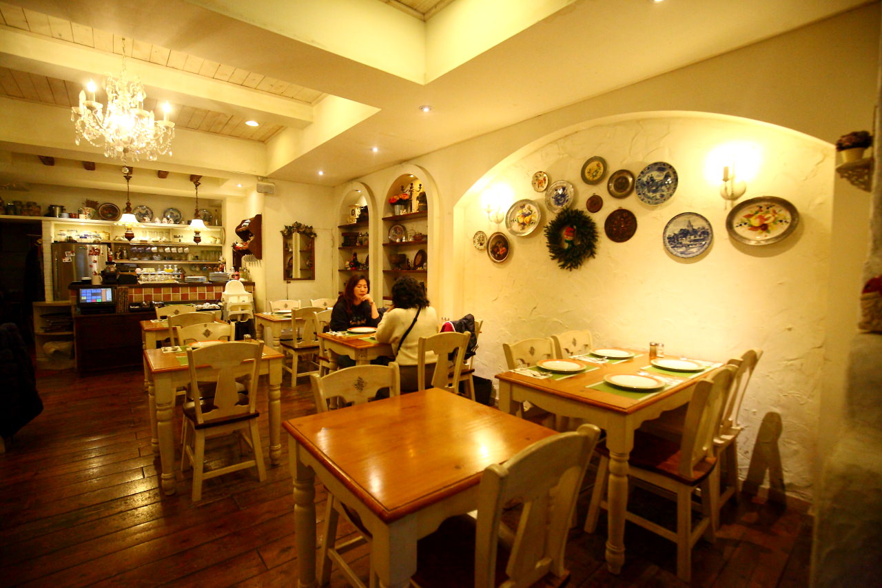 台北美食,台北捷運美食,捷運美食,新店美食,七張站美食,七張站異國料理