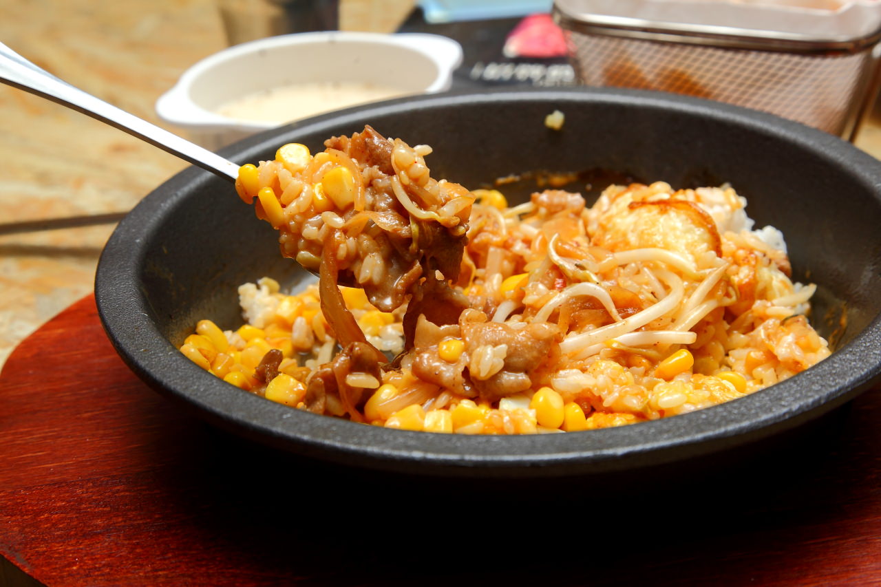 台中美食,東海牛排,台中牛排推薦,台中牛排,東海商圈美食,東海美食,B哥牛排,B哥牛排東海店