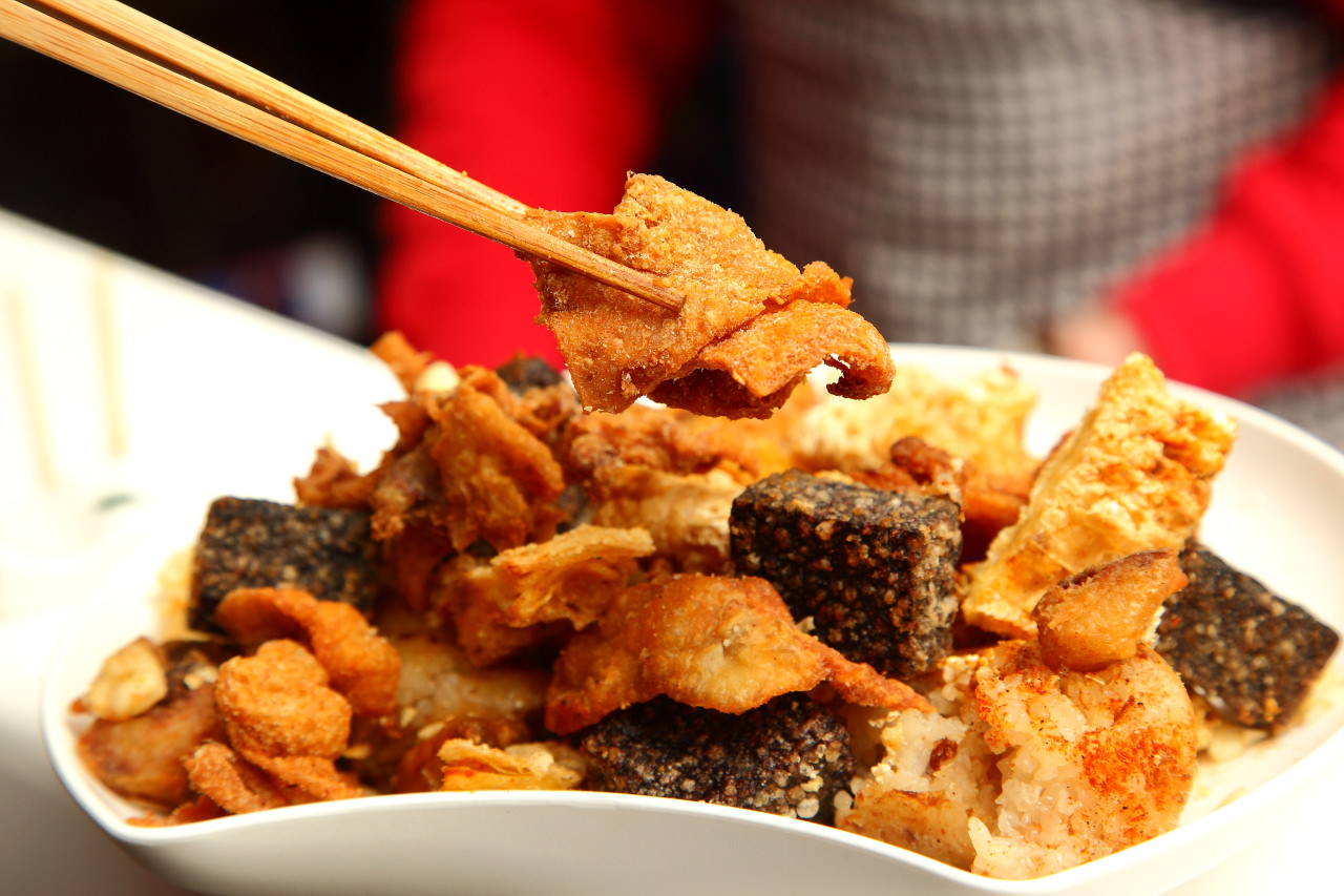 新莊美食,新莊鹽酥雞,新莊雞排,新莊新泰路美食,新莊廟口夜市美食,噴汁炸雞