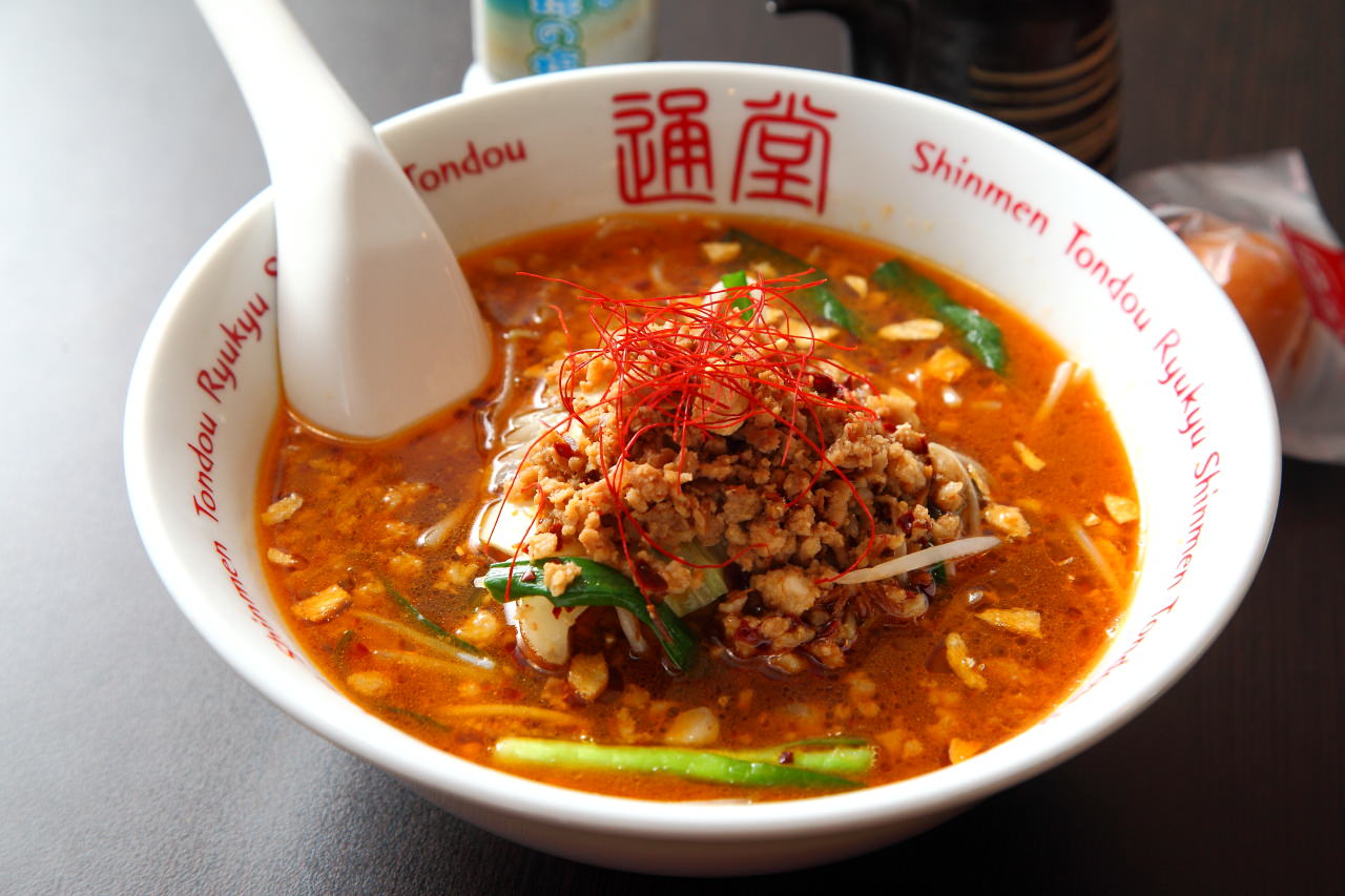 琉球新麵 通堂-台灣 統一時代店,琉球新麵 通堂-台灣,琉球新麵 通堂,台北拉麵,台北沖繩拉麵,信義區拉麵 @大手牽小手。玩樂趣