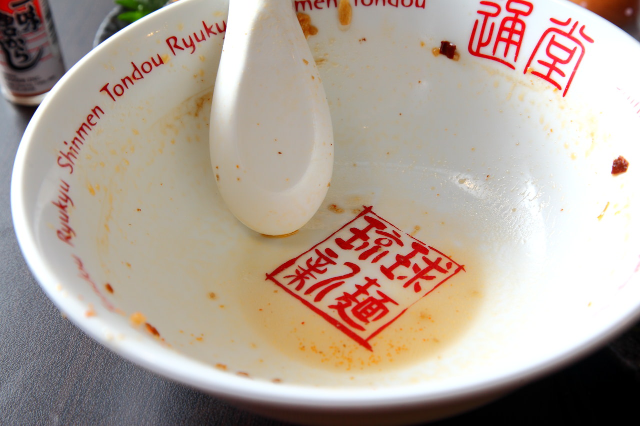 琉球新麵 通堂-台灣 統一時代店,琉球新麵 通堂-台灣,琉球新麵 通堂,台北拉麵,台北沖繩拉麵,信義區拉麵