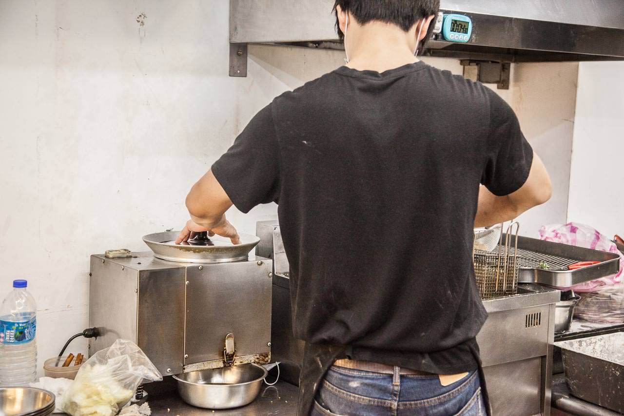 邀稿,桃園美食,桃園小吃,桃園鹽酥雞,鹽酥雞推薦,龍安街美食,桃園消夜,焣炸炸物專賣