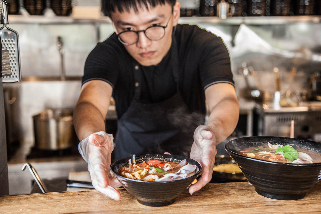 蘆竹泰式料理,桃園美食,南崁美食,桃園涼麵,蘆竹麵店,大竹美食,創意涼麵,伊藤萬游泳學校,小卷米粉,泰式拉麵,泰式小吃