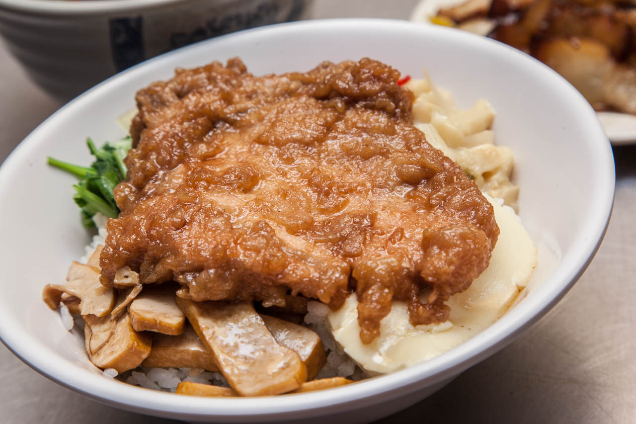 魯肉飯推薦,滷肉飯,排骨飯推薦,桃園美食,南崁美食,蘆竹美食,南崁小吃,蘆竹小吃,桃園小吃,南崁滷肉飯
