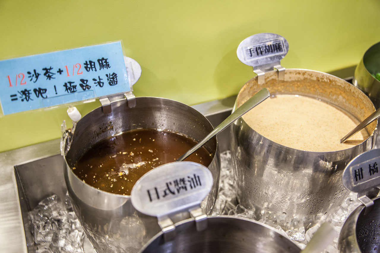 台北痛風鍋,滾吧 Qunba 鍋物 萬隆店,台北展覽,台北火鍋,台北海鮮火鍋,台北火鍋推薦,台北鍋物,文山區美食,台北鍋物推薦,台北龍蝦火鍋