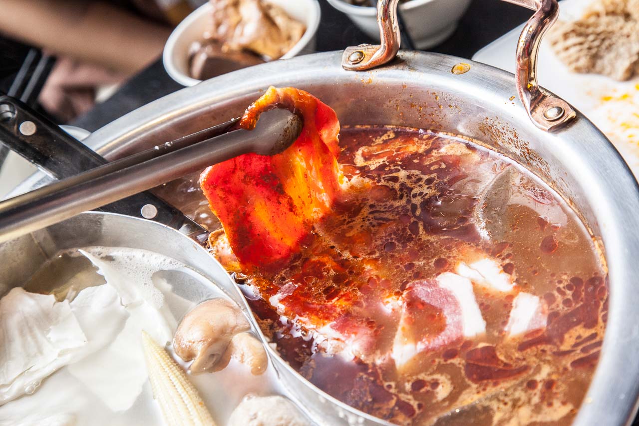 台北麻辣火鍋,八德路美食,八德路麻辣火鍋,台北鴛鴦鍋,台北麻辣鴛鴦鍋,台北麻辣鍋推薦,台北必吃麻辣鍋,台北火鍋