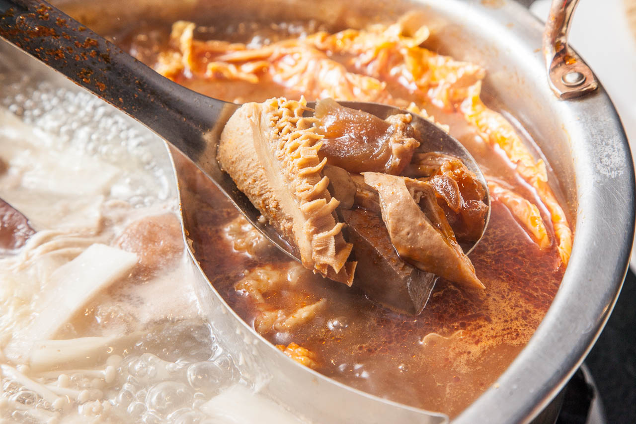 台北麻辣火鍋,八德路美食,八德路麻辣火鍋,台北鴛鴦鍋,台北麻辣鴛鴦鍋,台北麻辣鍋推薦,台北必吃麻辣鍋,台北火鍋
