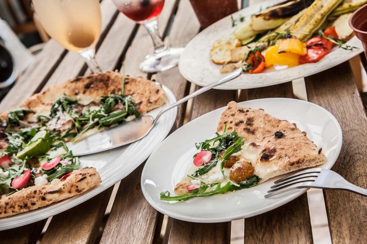 OYA PIZZA,新竹美食推薦,新竹聚餐,新竹小吃,新竹披薩推薦,新竹城隍廟美食,新竹拿坡里PIZZA,拿坡里PIZZA推薦,PIZZA,新竹PIZZA @大手牽小手。玩樂趣