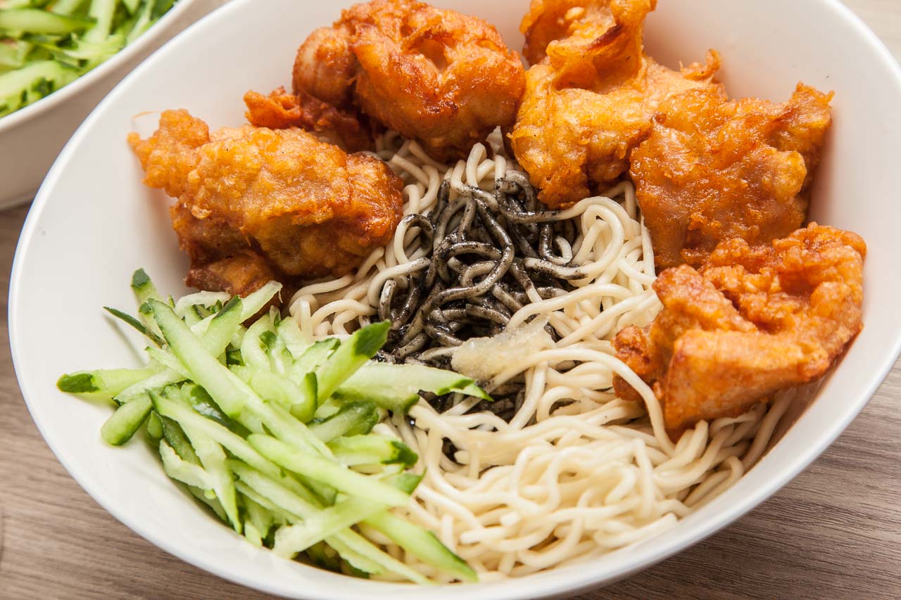 晴光商圈美食,中山區美食,台北炸雞,台北炸雞推薦,台北涼麵,文青涼麵,台北必吃涼麵,台北涼麵推薦,晴光美食,初麵炸雞涼麵,台北美食
