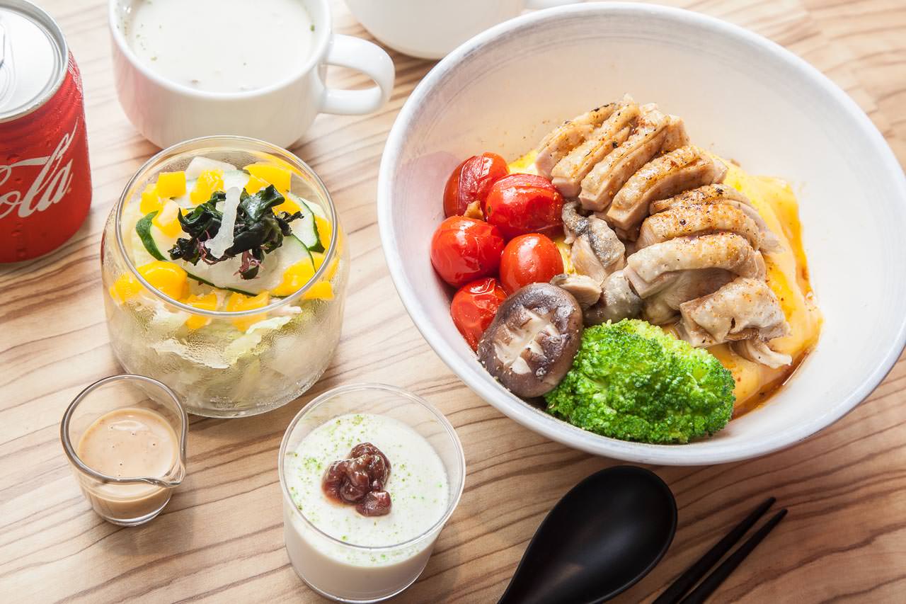 桃園丼飯,桃園火車站美食,桃園車站美食,桃園必吃美食,桃園便當外送,精緻丼飯外送,半自動飯賣所-桃園復興店,半自動飯賣所桃園店,半自動飯賣所,桃園必吃