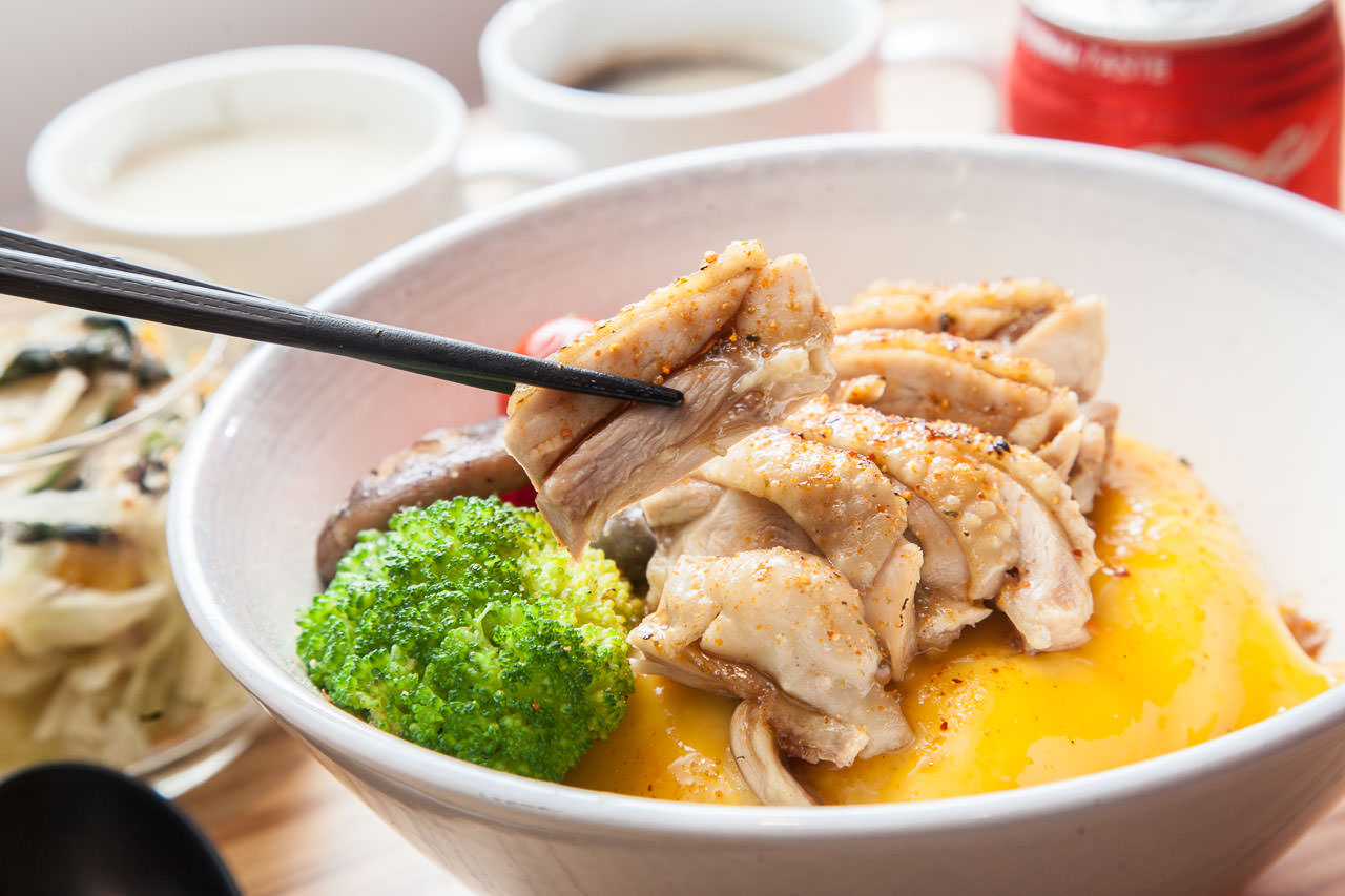 桃園丼飯,桃園火車站美食,桃園車站美食,桃園必吃美食,桃園便當外送,精緻丼飯外送,半自動飯賣所-桃園復興店,半自動飯賣所桃園店,半自動飯賣所,桃園必吃