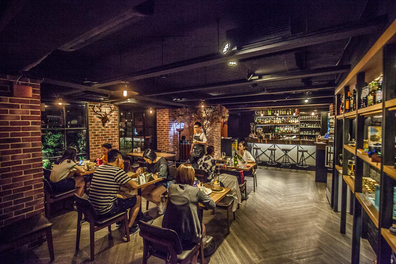 台北調酒,東區調酒,台北調酒推薦,台北消夜,Chinese Whispers悄悄話餐酒館,悄悄話餐酒館,台北餐酒館,大安區餐酒館,東區酒館