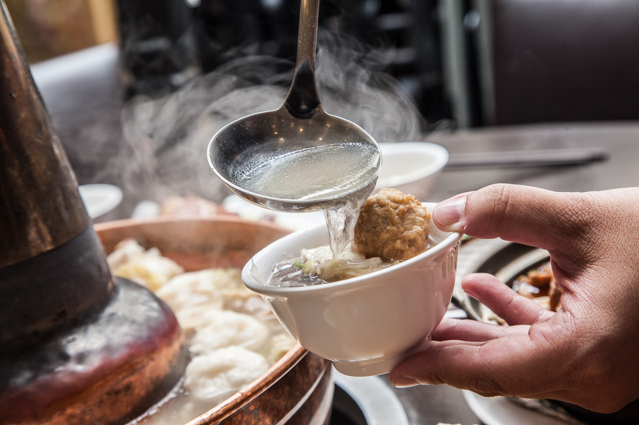 台北酸白菜鍋,台北眷村菜,新店眷村菜,台北美食,台北餐廳,新店美食,新店餐廳,老蔣的家鄉味,台北必吃,新店酸白菜鍋