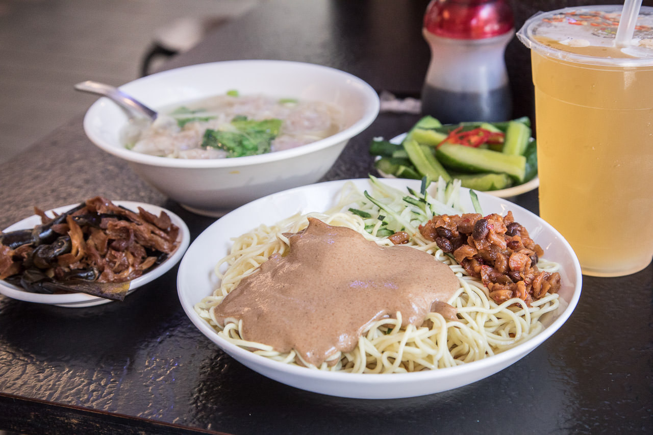 台北豬腳,西門麵店