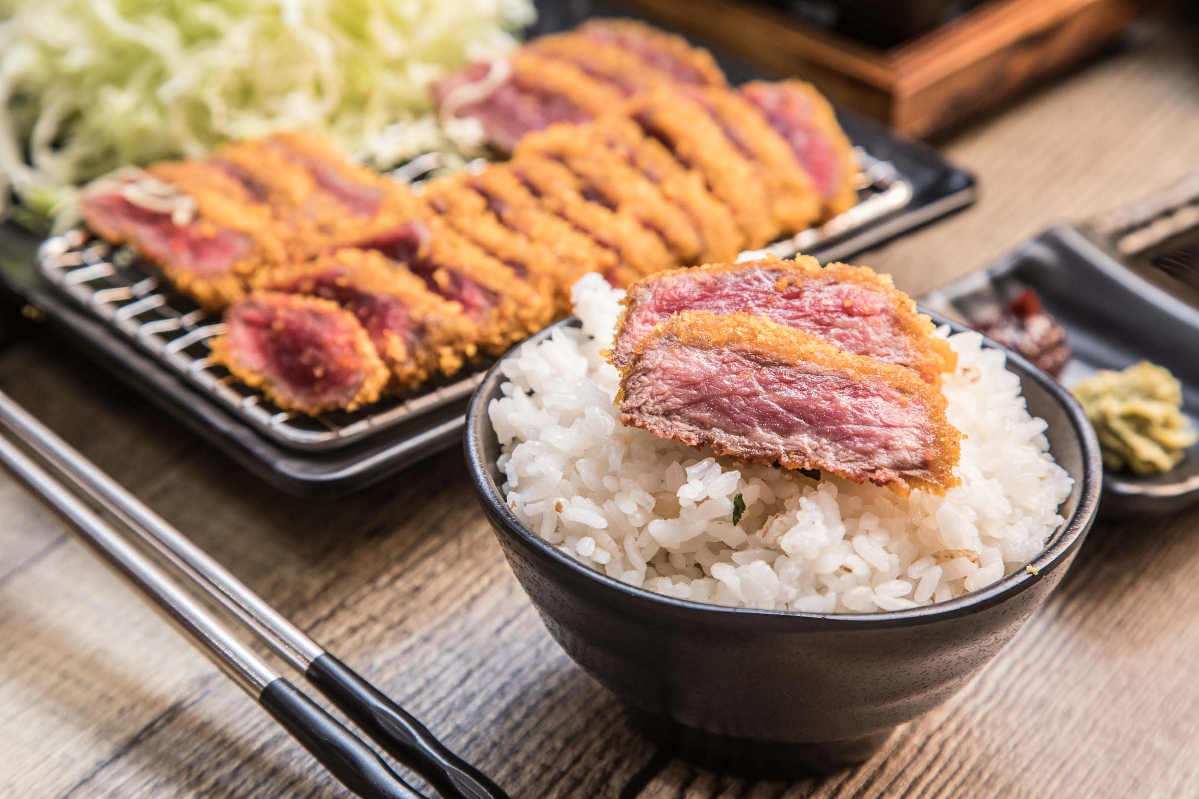 桃園美食,桃園火車站美食,桃園炸牛排,桃園炸牛排推薦,桃園小吃推薦,新光三越美食推薦,虎次郎日式炸牛排-新光三越桃園站前店,虎次郎日式炸牛排