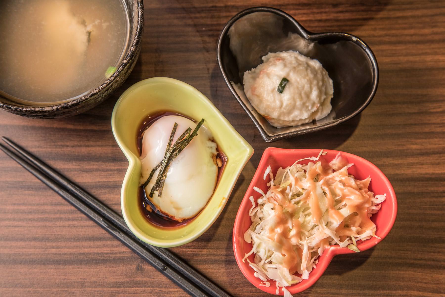 新丼,韓美新丼,中山美食,中山區美食,台北丼飯,中山丼飯,新光三越南西美食,新光三越周邊美食,中山區小吃,中山區必吃