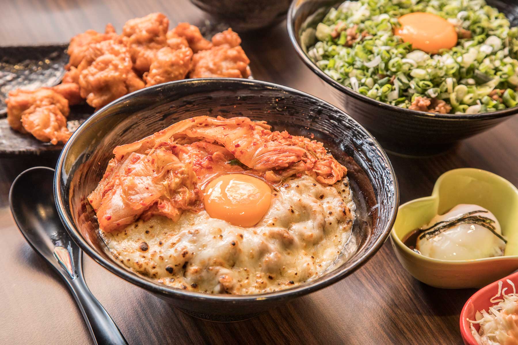 新丼,韓美新丼,中山美食,中山區美食,台北丼飯,中山丼飯,新光三越南西美食,新光三越周邊美食,中山區小吃,中山區必吃